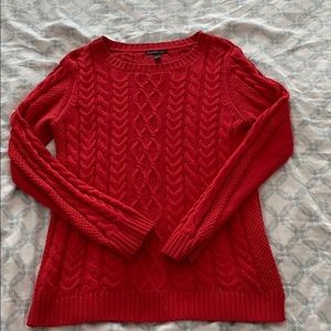 Long sleeved sweater